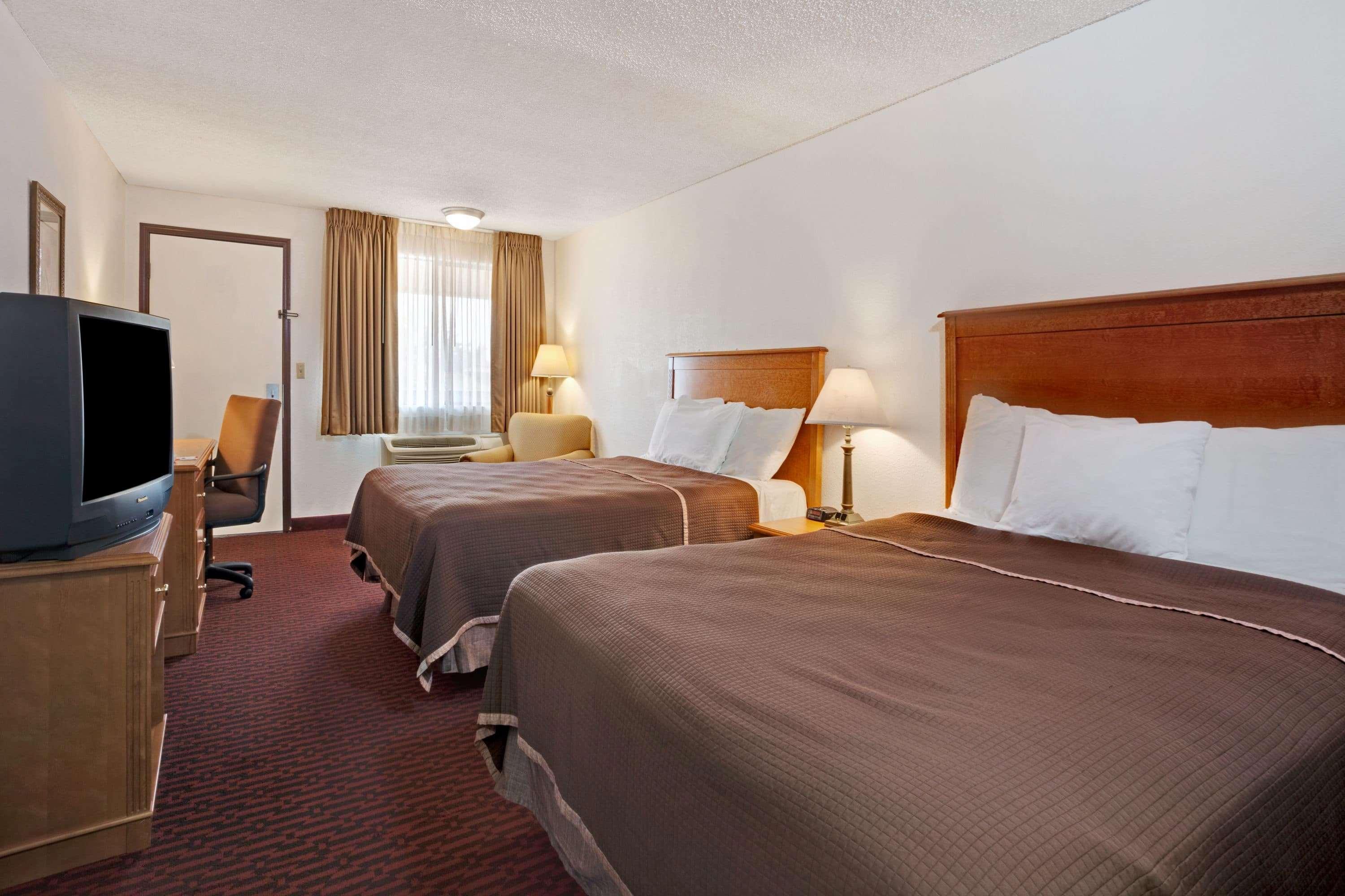 Howard Johnson By Wyndham Tallahassee Exteriér fotografie